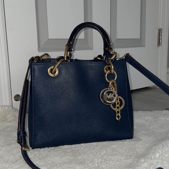 Michael Kors bag - Picture 3 of 8